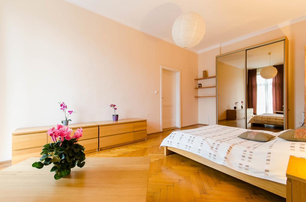 Fantasia Apartments 克拉科夫 外观 照片